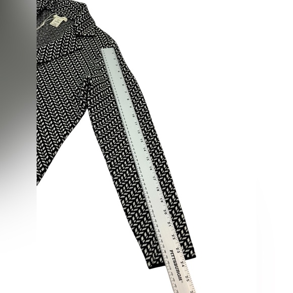 Max Studio Black Ivory Textured Knit Blazer Cardigan Size Medium - Picture 9 of 15